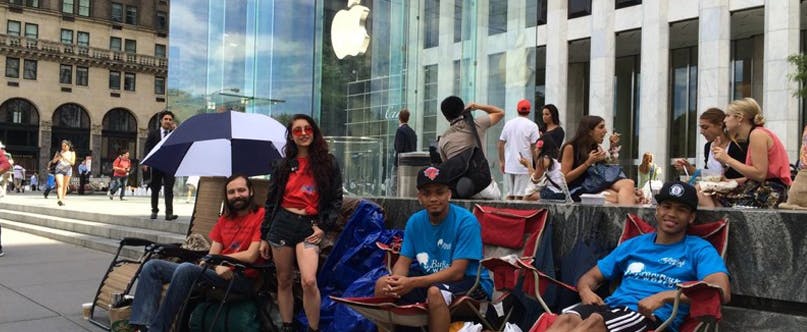 Amerikanen al in de rij voor iPhone 6
