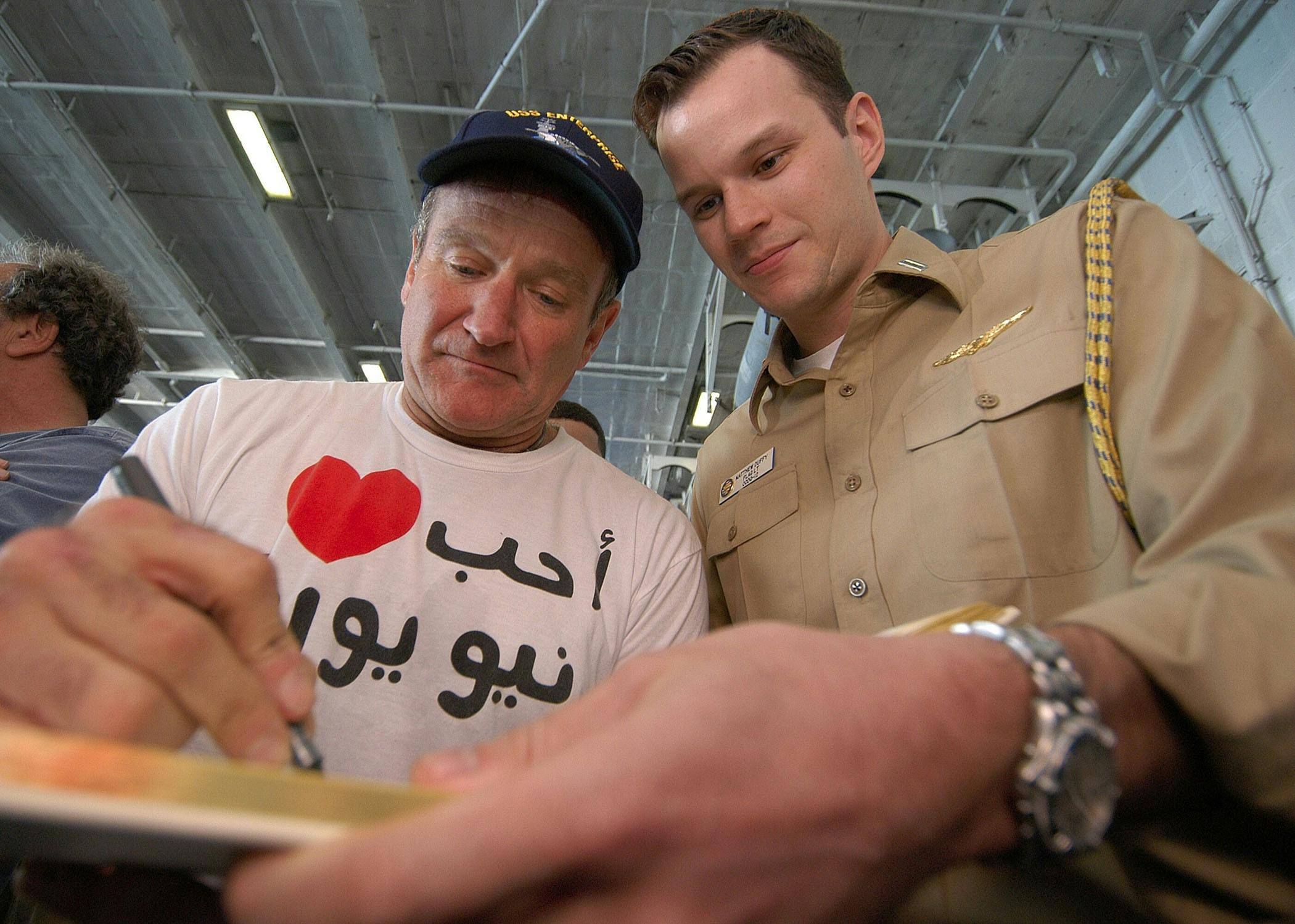 Dood Robin Williams zorgt voor explosieve stijging op downloadsites