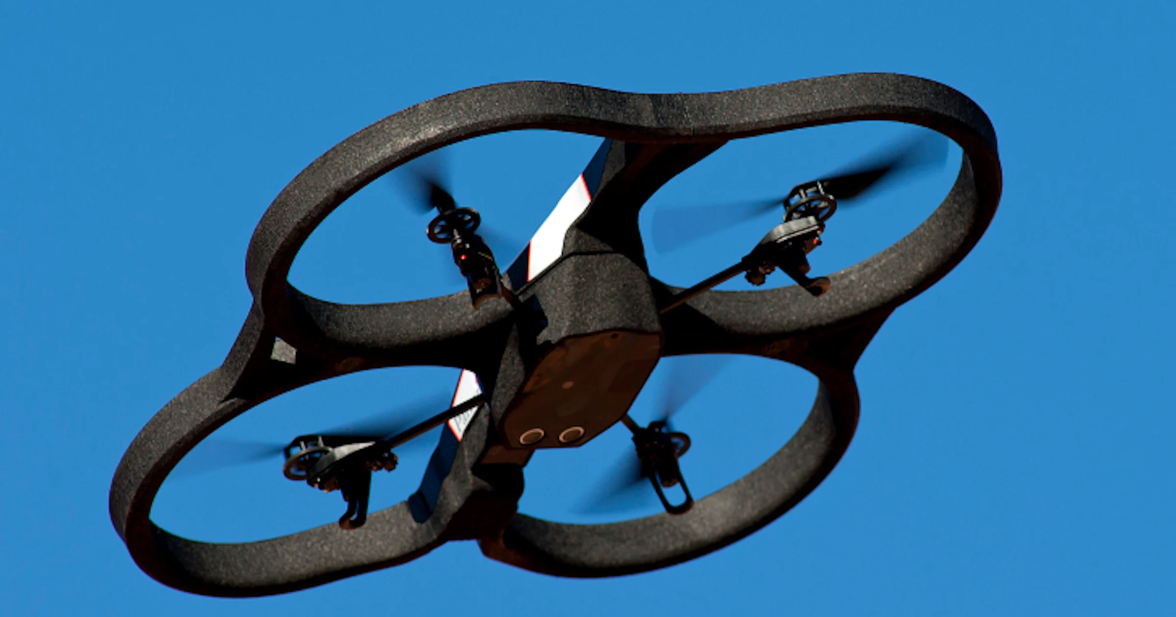 Drone tracht drugs binnen te smokkelen