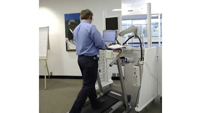 Afvallen achter de kantoorcomputer