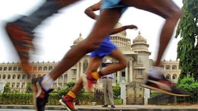 Marathon Rotterdam vliegen in plaats van lopen?