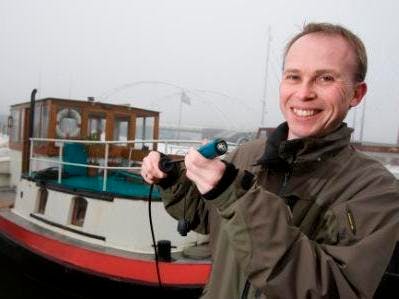 Wereldprimeur: eerste woonboot met glasvezel