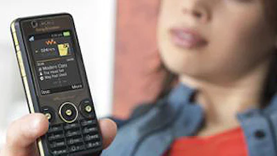 Sony Ericsson sluit deals met tien platenlabels