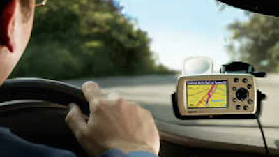 Gps-navigatie in auto leidt te veel af