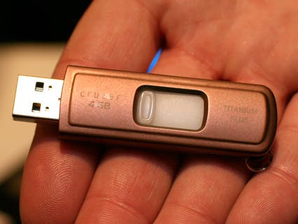 CES: Sandisk usb-stick krijgt gratis online backup