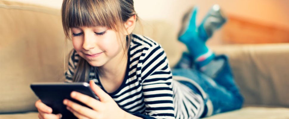 'Kinderen liegen online dikwijls over leeftijd'