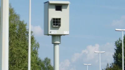 Geflitst door je eigen auto