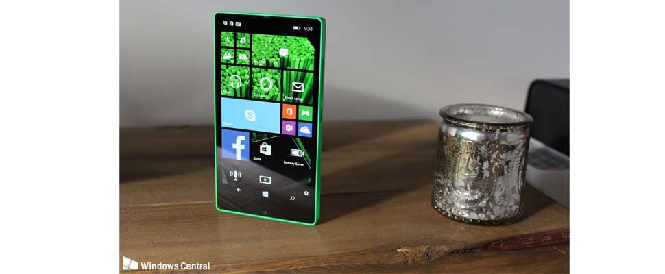 Onuitgebrachte Windows Phone duikt op: Lumia 435