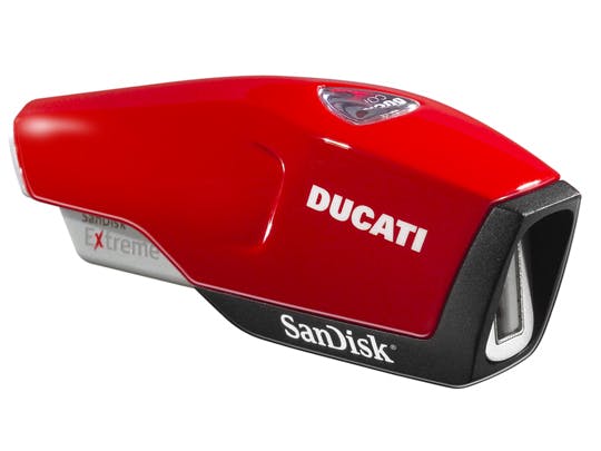 Racen met een usb-stick
