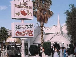 7-7-7: 700 trouwlustigen in Vegas (webcam)