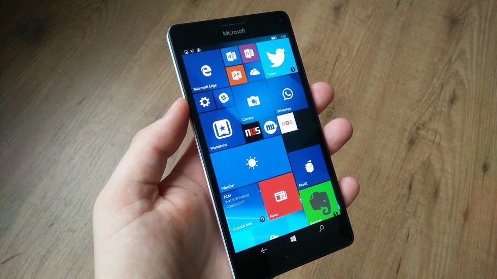 Review: De Lumia 950 XL is een goede eerste Windows 10-toestel