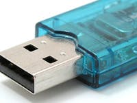 Dieven hacken pinautomaten met USB-sticks
