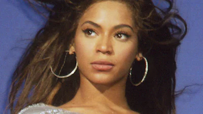 Zangeres Beyoncé breekt records met nieuwste iTunes-album