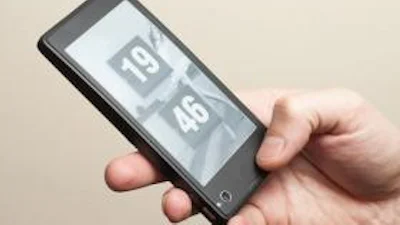 Yota Devices maakt smartphone met twee schermen