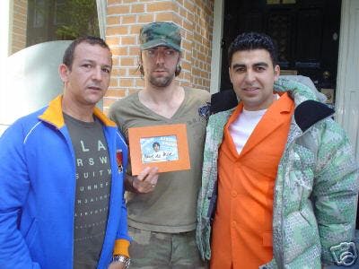 Cabaratier Najib Amhali veilt voor het goede doel