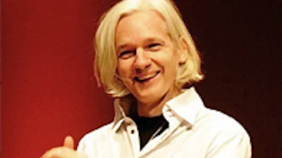 Assange dreigt met openbaren belastende informatie