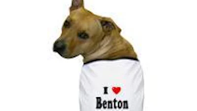 Benton/Fenton zit Nyan-cat op de hielen