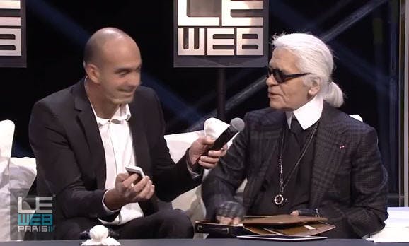 Karl Lagerfeld bezit 4 iPhones, 30 iPads, 100 iPods