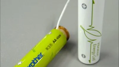 Batterij opladen door tv-afstandsbediening te schudden