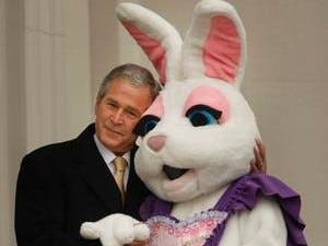 Bush waagt zich op Facebook