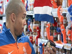 AH support oranje met Beesies