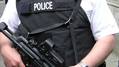 Politie-inval bij Zweedse host PRQ