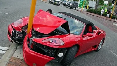 Wel om Facebook, niet om dronken rijden de cel in