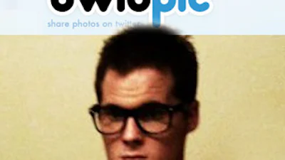 Twitpic-oprichter opgepakt voor naaktloperij