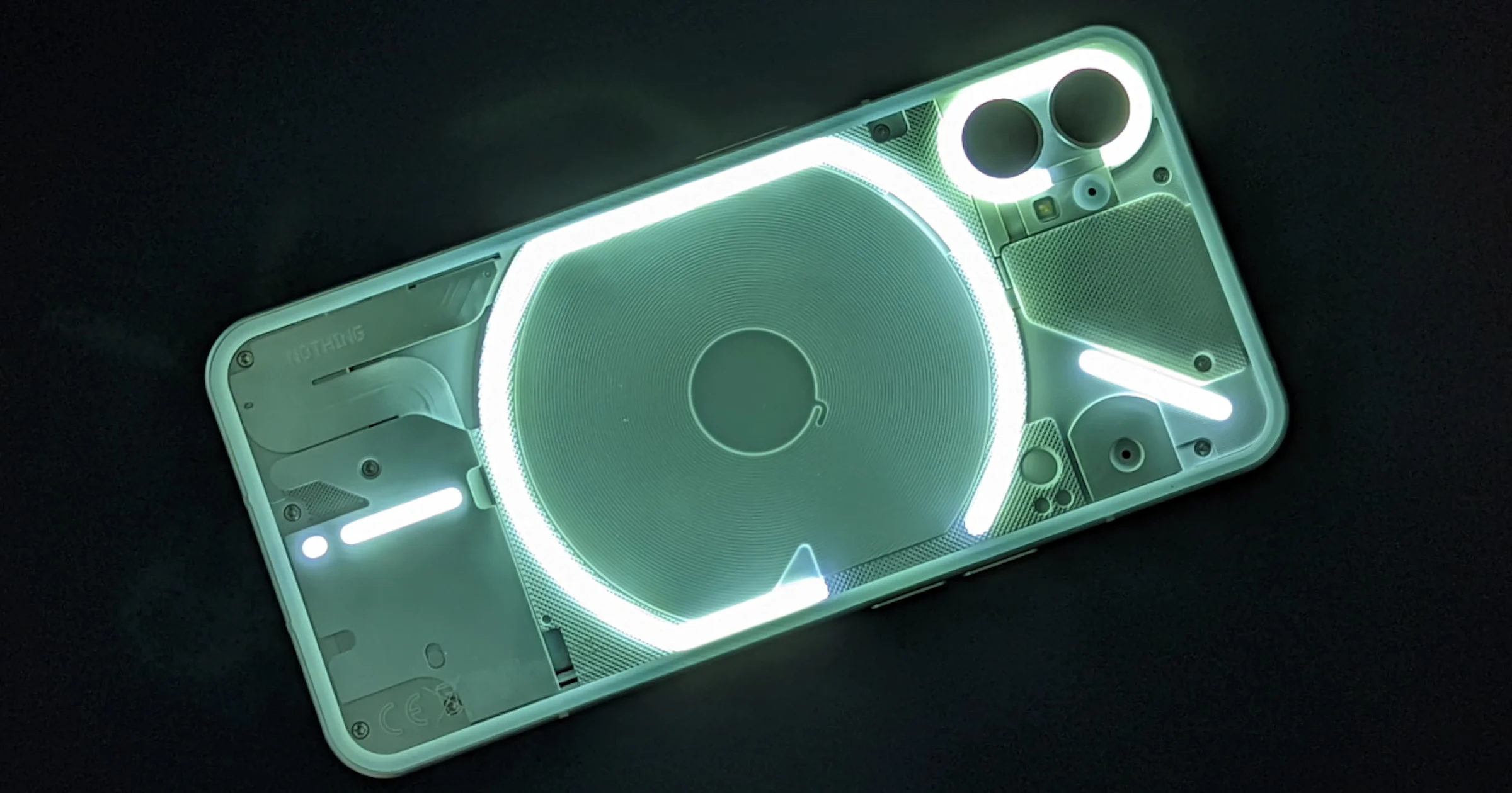 Nothing Phone(1) - Opvallend onopvallend