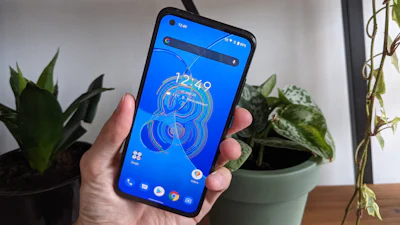 Asus Zenfone 8 - Bescheiden smartphone