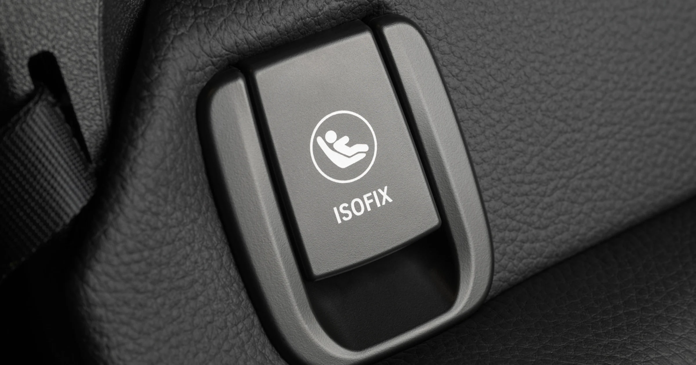 Autostoeltje vastzetten: autogordel of Isofix?