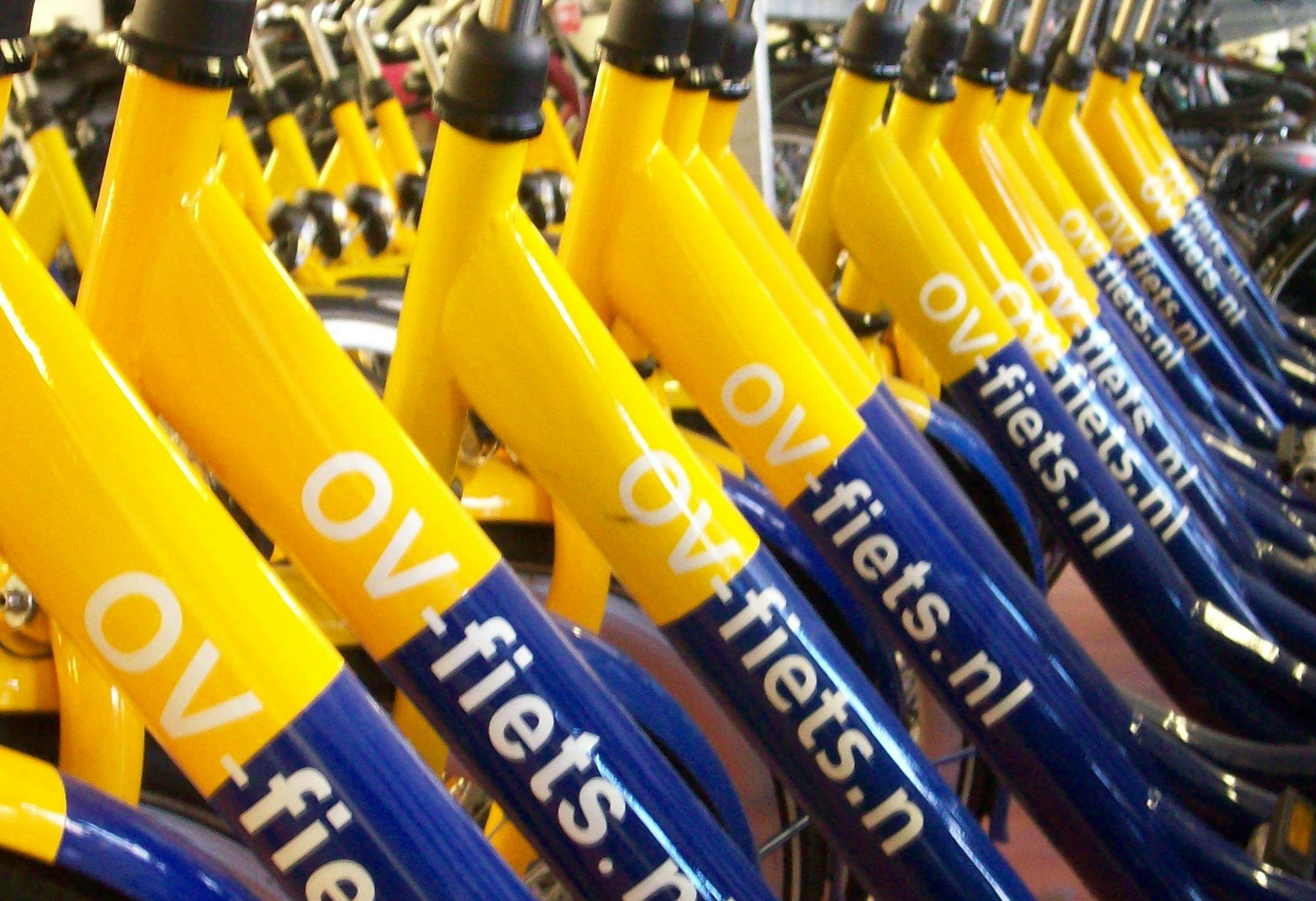 De NS start een proef met OV-ebikes