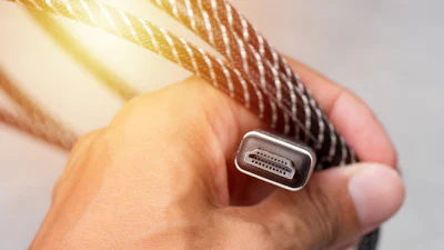 Zo maak je een HDMI-kabel langer