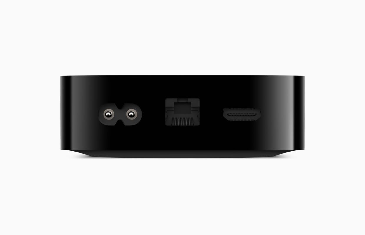 De achterkant van de Apple TV 4K (2022) met ethernet.
