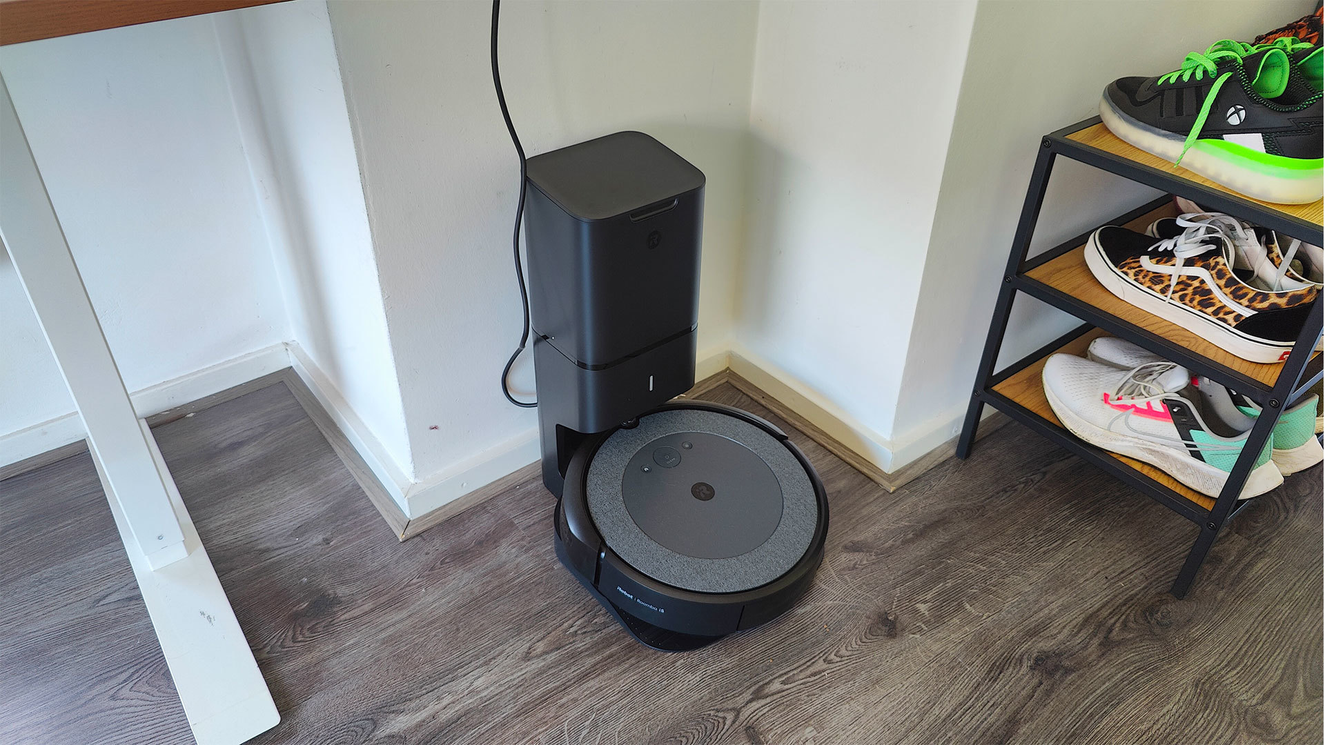 Wapenstilstand Scheermes opvolger Roomba i5+: dure, basale robotstofzuiger | ID.nl