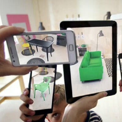 Met IKEA Place kun je allerlei meubels virtueel in je huiskamer plaatsen.