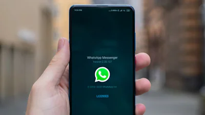 Binnenkort: WhatsApp berichten versturen naar iMessage of Telegram