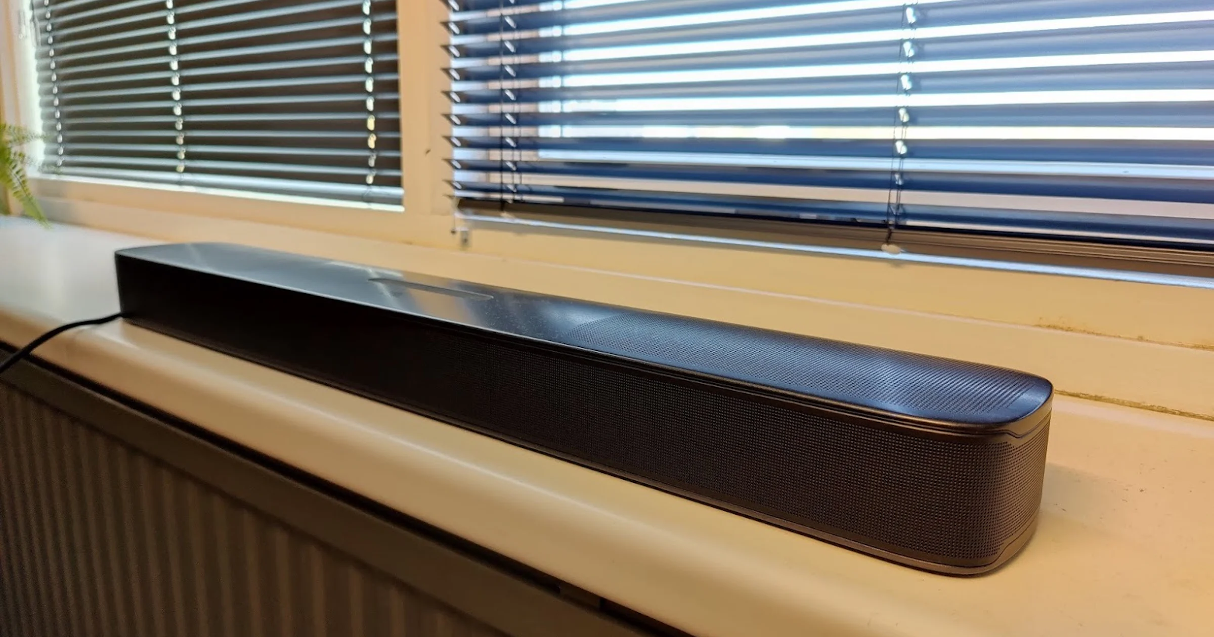 JBL Bar 5.0 Multibeam - een bar met weinig bas