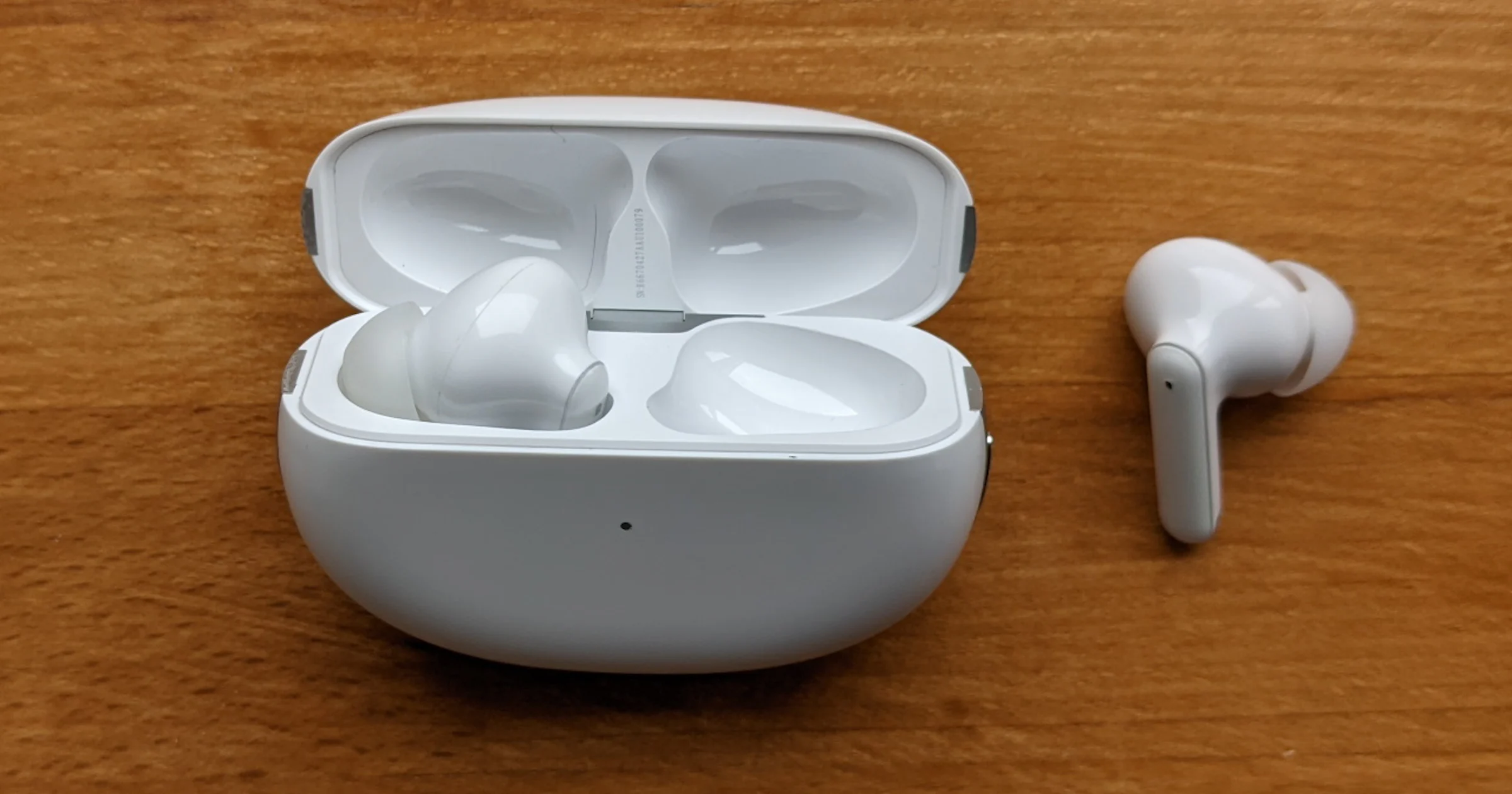 Oppo Enco X - Oppo’s AirPods Pro