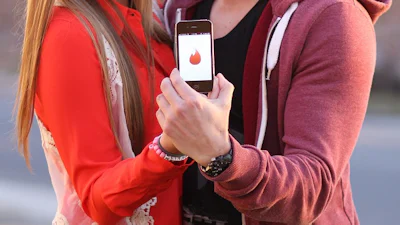 Zo blokkeer je telefooncontacten op Tinder