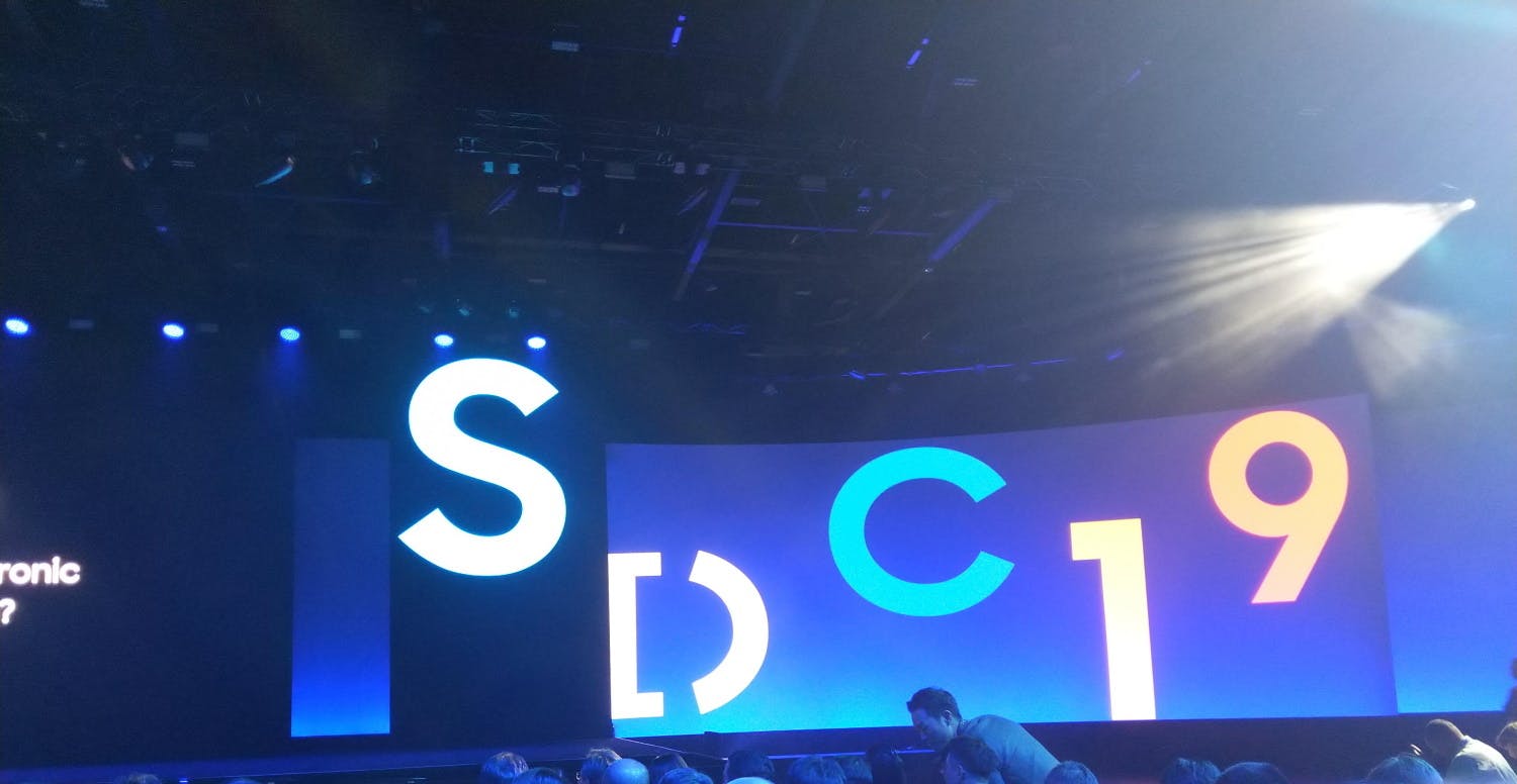 Samsung toont One UI 2 en hint nieuwe Fold