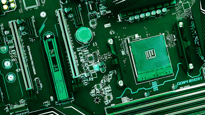 Mini review: Nieuwe AMD-videokaarten en Logitech Pro-muis