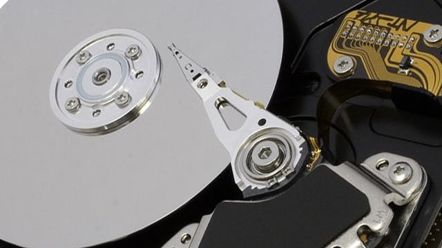 Zo schoon je je harde schijf in Windows 10 op