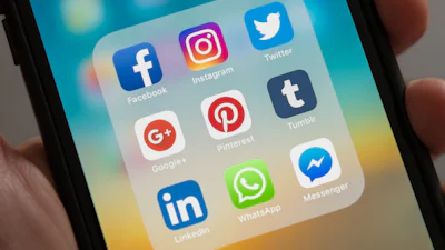 Apple gaat de mist in op Twitter maar is niet de enige