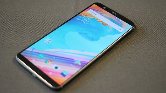 OnePlus 5T gepresenteerd
