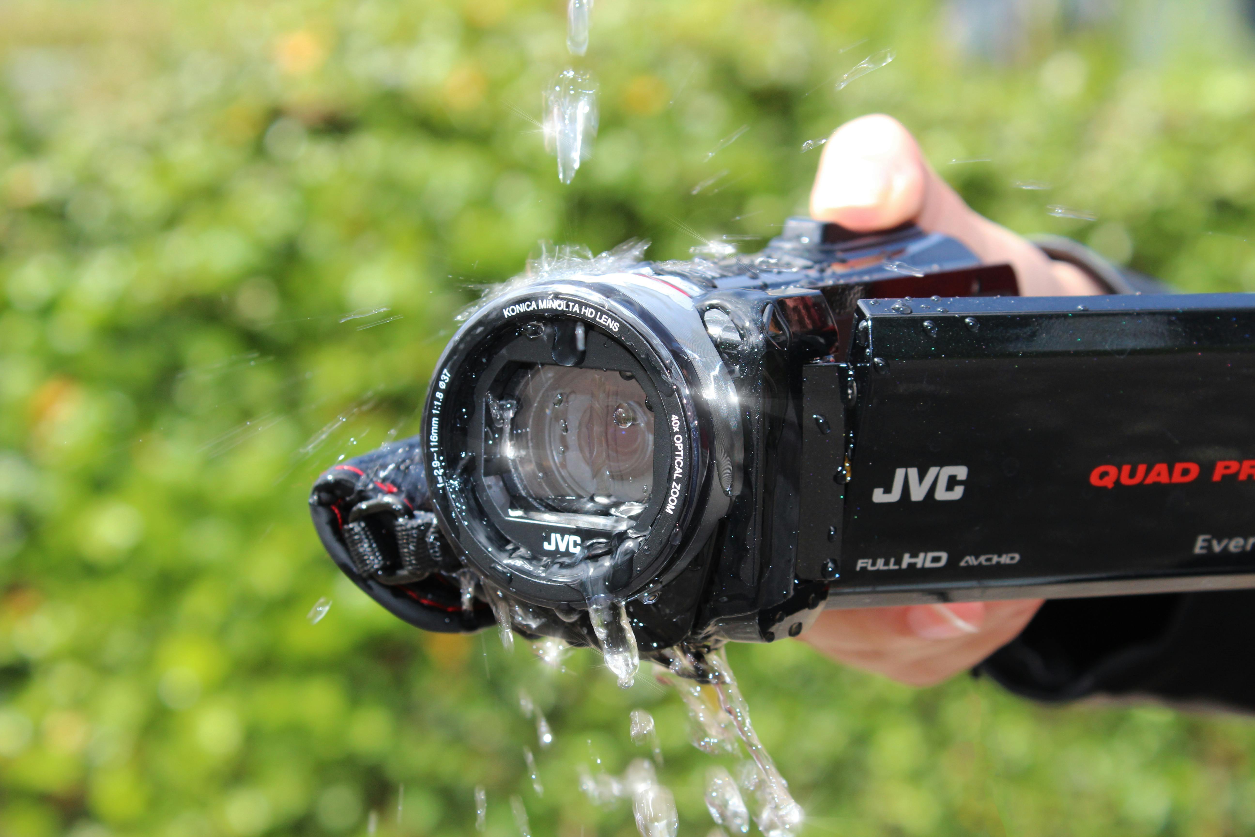 JVC Everio R – Handzame GoPro-concurrent