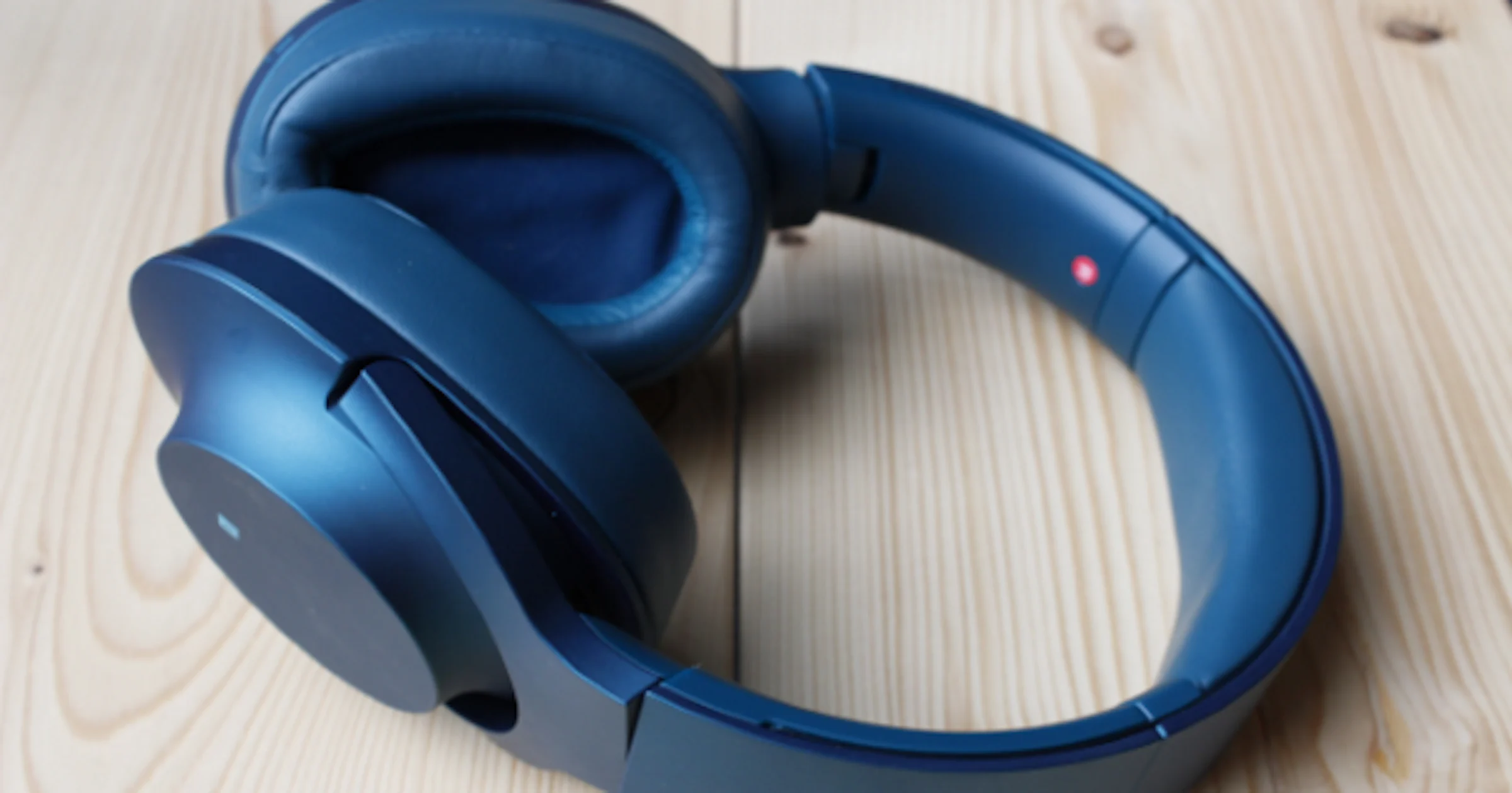 Sony Hear.on Wireless NC - Veelzijdige koptelefoon