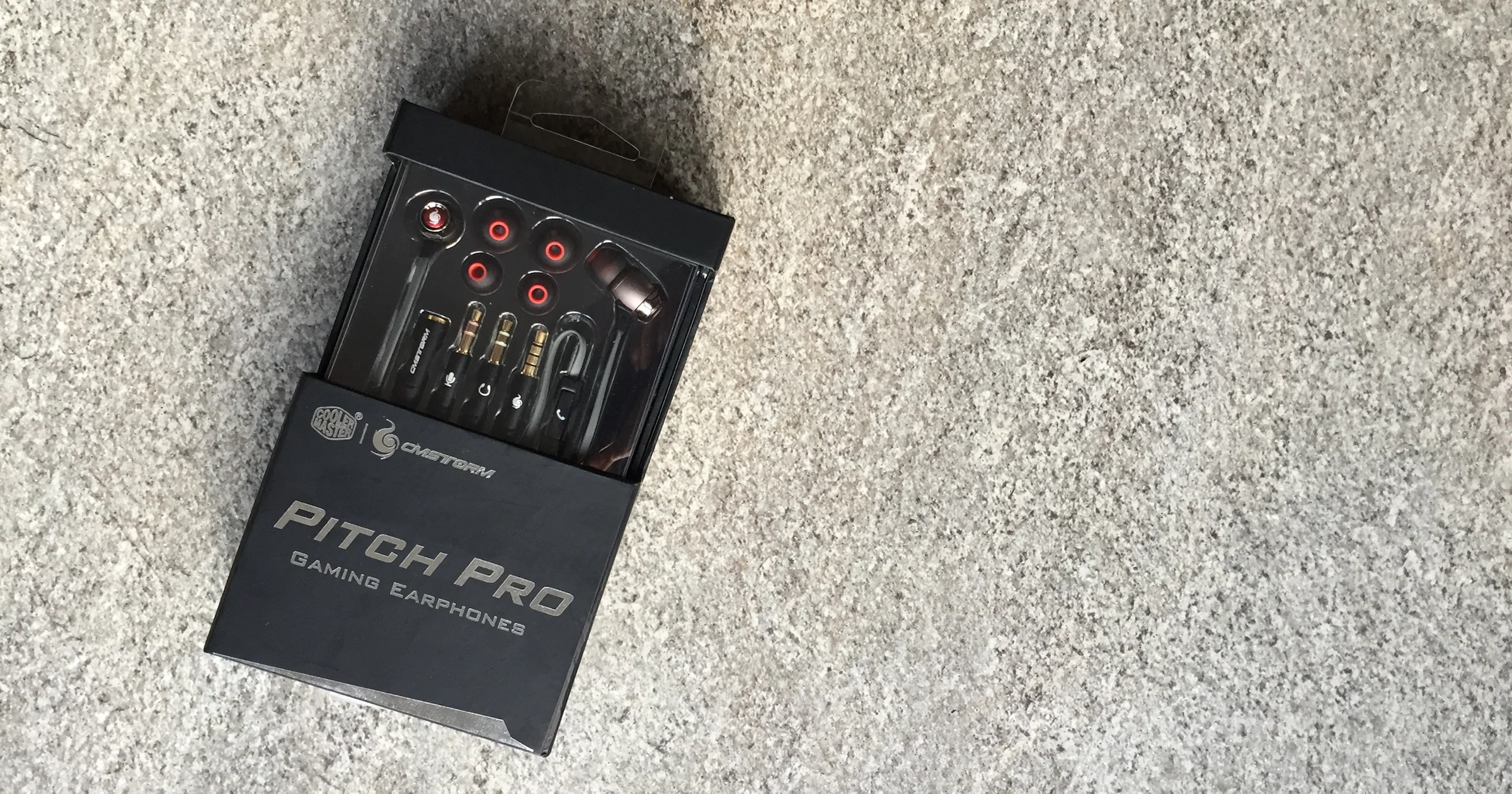 Cooler Master Pitch Pro - Dé gamer-koptelefoon voor onderweg?