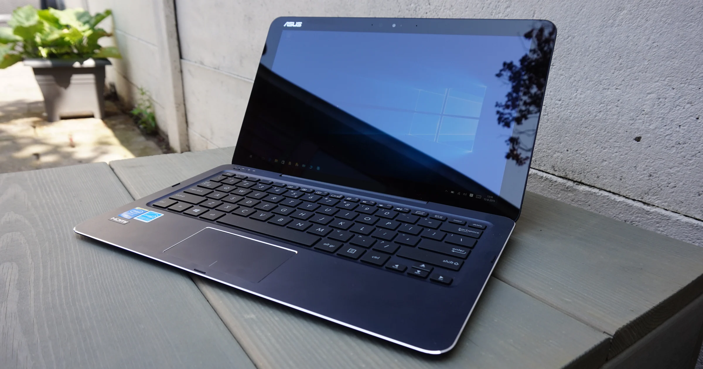 Asus Transformer Book Chi T300 - Tablet met laptoptrekjes