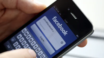 Advertentie-inkomsten Facebook stellen teleur